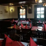 Szálloda Adler Gaststube Biergarten Bad Rappenau