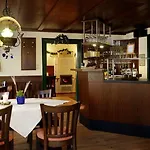 Adler Gaststube Biergarten 호텔 바트라페나우