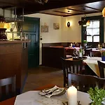 Adler Gaststube Biergarten 호텔