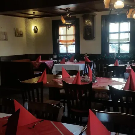 호텔 Adler Gaststube Biergarten 바트라페나우