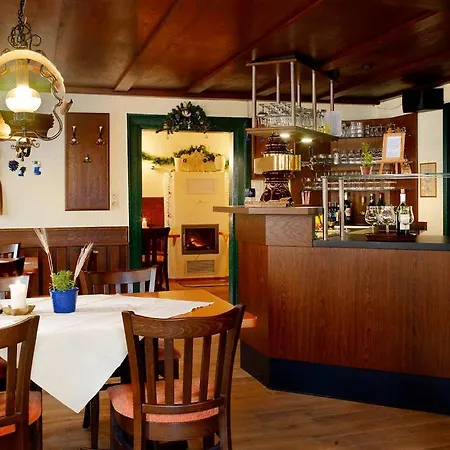 Hotel Adler Gaststube Biergarten