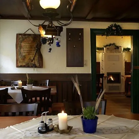 Adler Gaststube Biergarten 巴特拉珀瑙