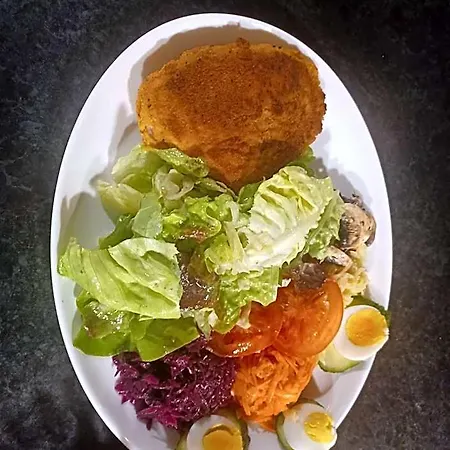 Adler Gaststube Biergarten 바트라페나우
