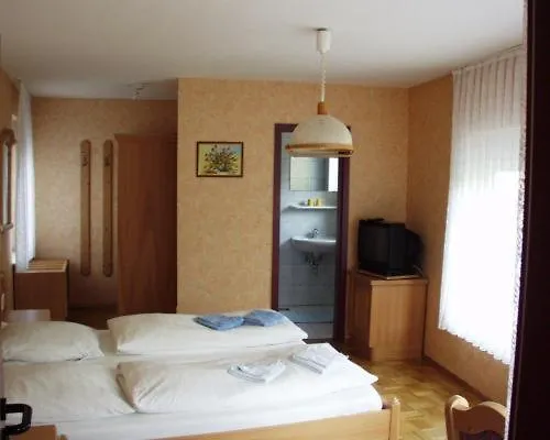 Hotell Adler Gaststube Biergarten Bad Rappenau